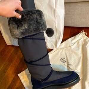Loro Piana snow Boots made of nylon, suede and dark gray rabbit fur. #New